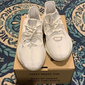 Yeezy Boost 350 V2